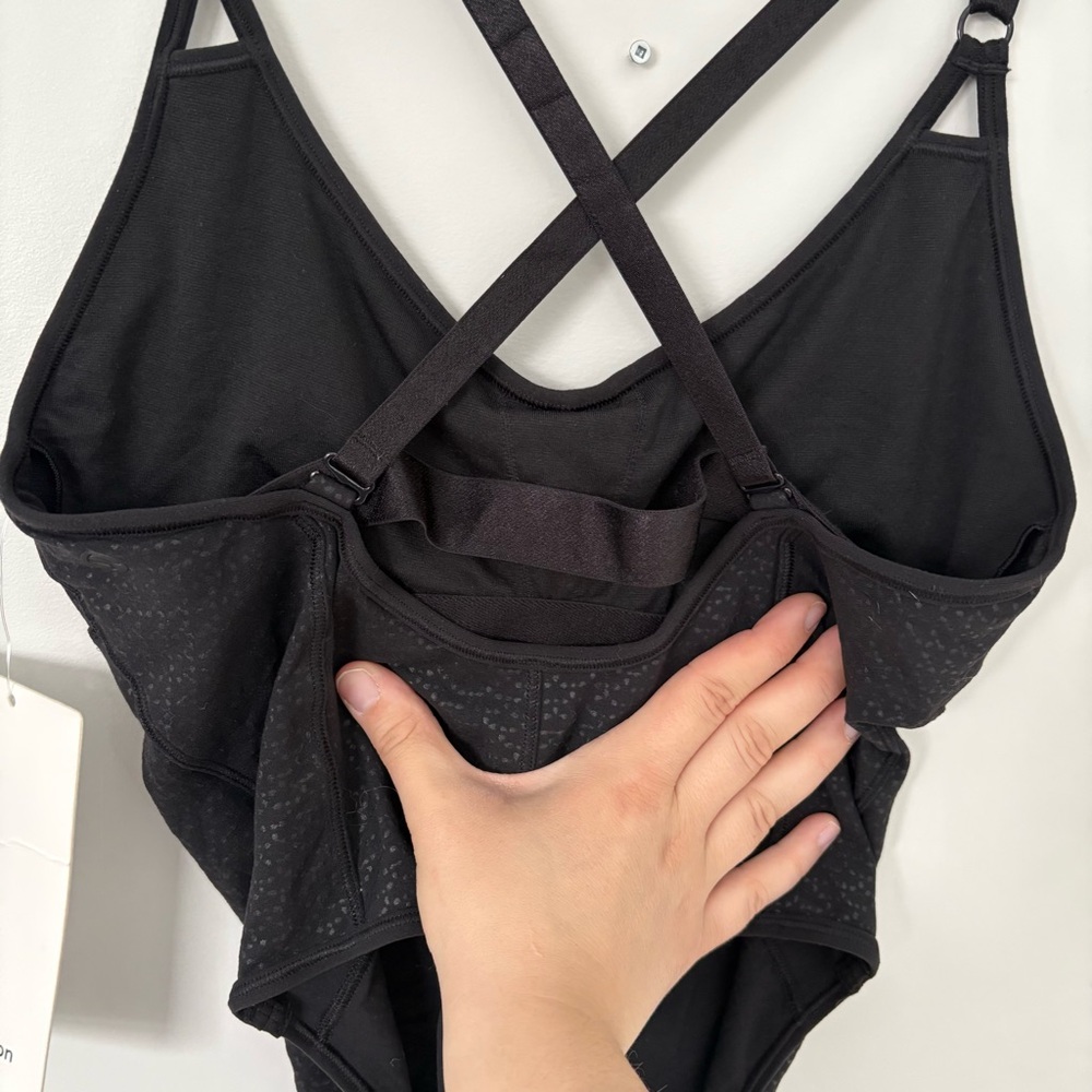NWT Lululemon The Easy Bodysuit Nulu - Monochromic Black Emboss - Size 6 - Picture 7 of 10